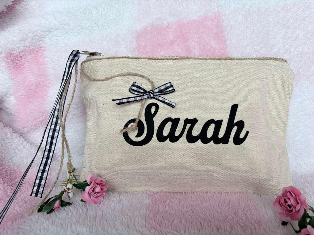 Cosmetiquera personalizada con nombre
